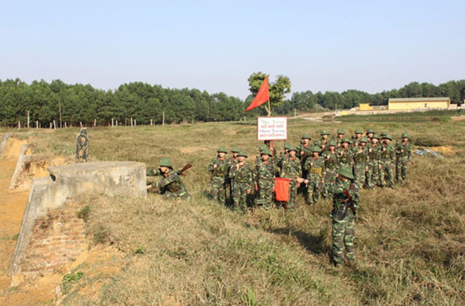 Sư đoàn 308 (tức Đại đoàn Quân Tiên Phong), Binh đoàn Quyết Thắng là sư đoàn chủ lực cơ động đầu tiên của Quân đội Nhân dân. Sư đoàn thành lập 28/8/1949, theo tổ chức quân đội lúc đó, 308 mang cấp Đại đoàn, gồm các trung đoàn 88, 102, đến năm 1950 được bổ sung thêm trung đoàn 36.